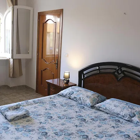 Villa Bianca Reale Con Immenso Giardino *